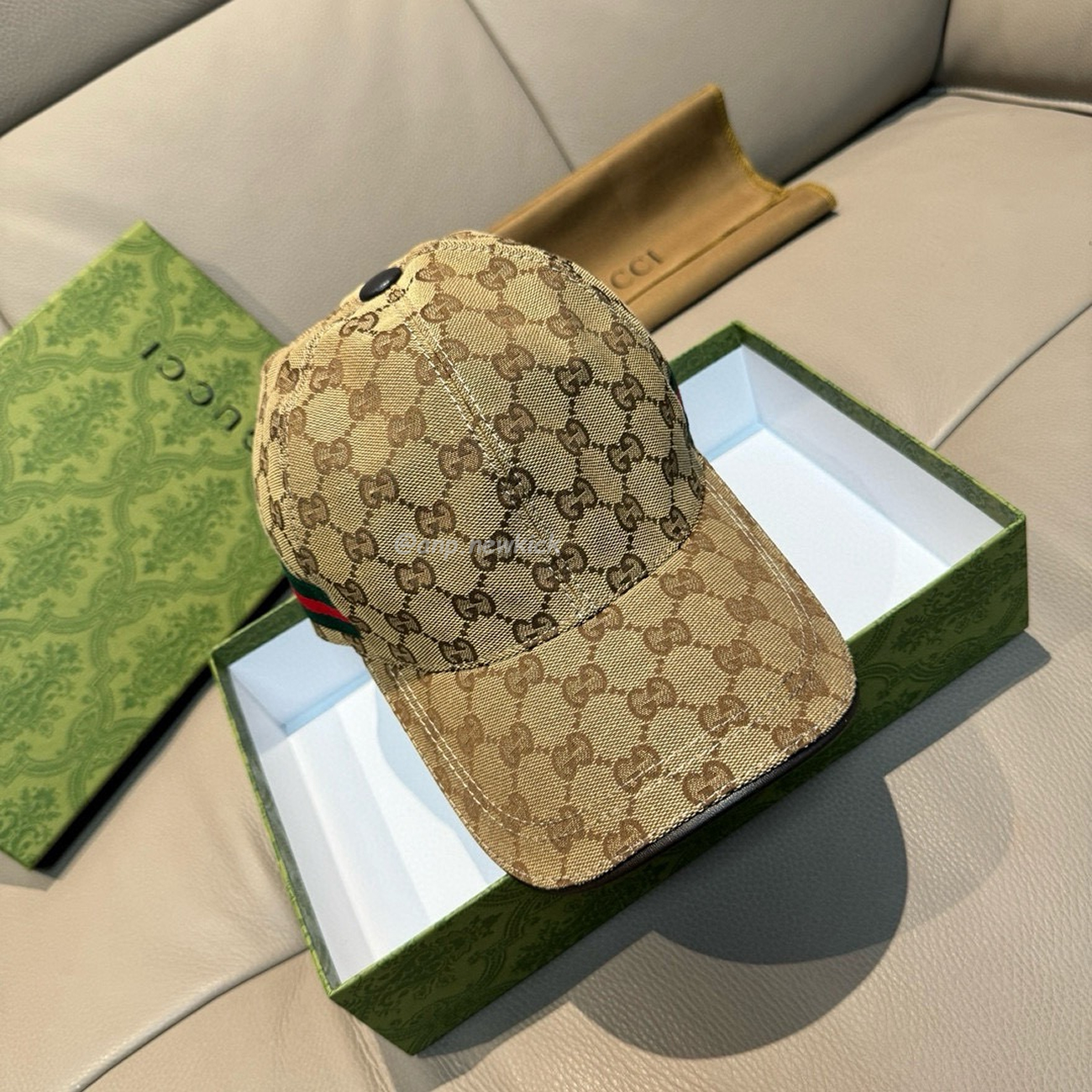 Gucci Gg Canvas Baseball Hat With Web (4) - www.newkick.vip